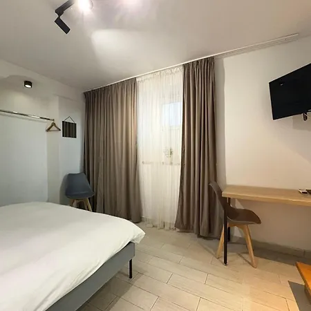 Centre One Apartment