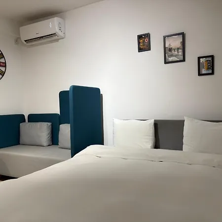 Apartment Centre One *