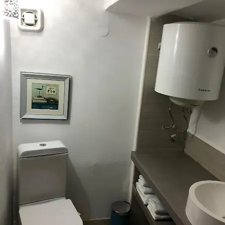 Centre One Apartment