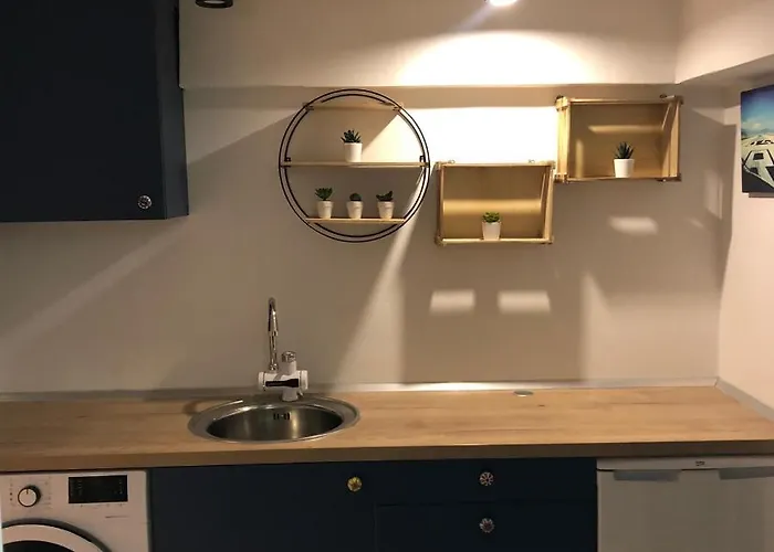 Apartment Centre One *